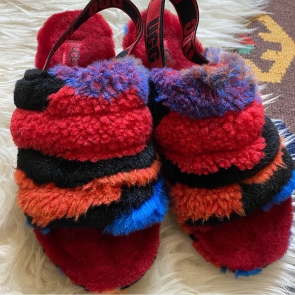 Women Ugg Fur Slides - Picture 2 of 5